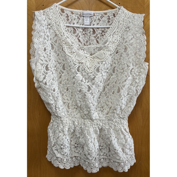 Monroe and Main Tops - Monroe & Main Womens Lace Short Sleeve Babydoll Top Crochet Cream Sz L